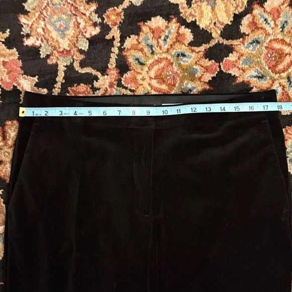 Ann Taylor Elegant Black Velvet Cuffed Ankle Pants - Picture 4 of 9